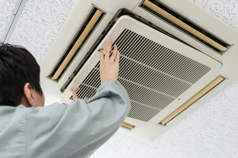 業務用エアコンの整理は、想像以上に大変です